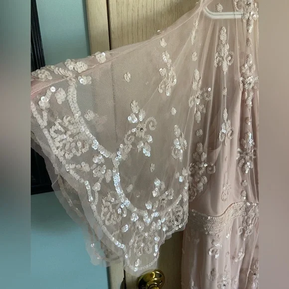 MAC DUGGAL Blush Pink V Neck Flounce Sleeve Embellished Mesh Gown Sz 18 NWT 9144 - Picture 6 of 15